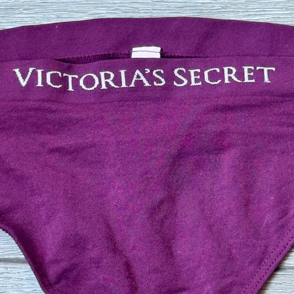 Victoria Secret Underwear Size M - Picture 3 of 4